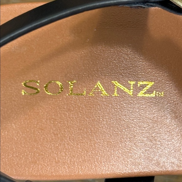 SOLANZ Riddle Sandals - Picture 3 of 11